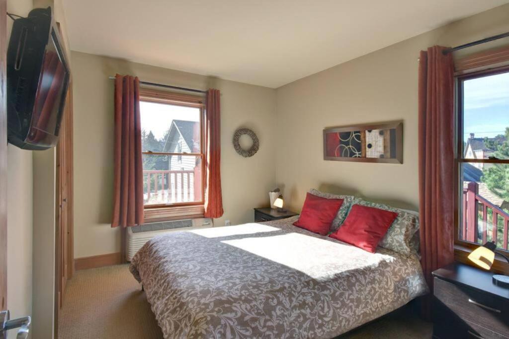 Tremblant Chalet Walking Distance From Activities مونت تريمبلانت المظهر الخارجي الصورة